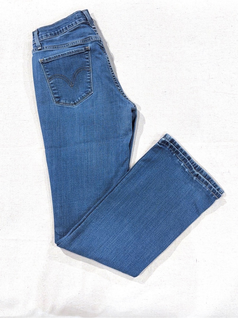Levi's Medium Blue Bootcut Women's Jeans
